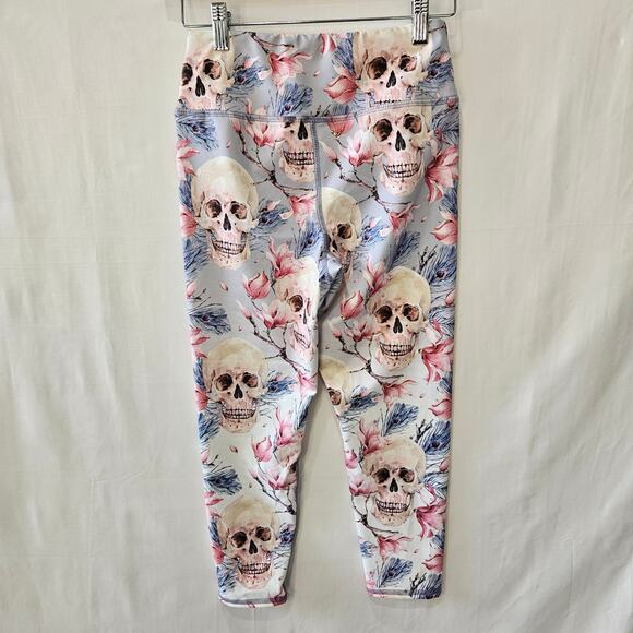 Evolution And Creation Skull Floral Cropped Yoga Pants Size Medium - Picture 2 of 9